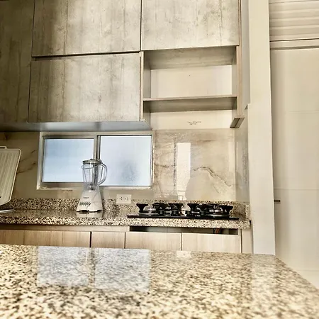 Apartamento Apartamento Completo Parque Heredia *